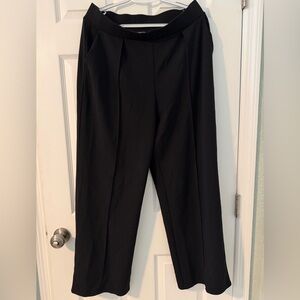 H&M ladies black slacks with pockets